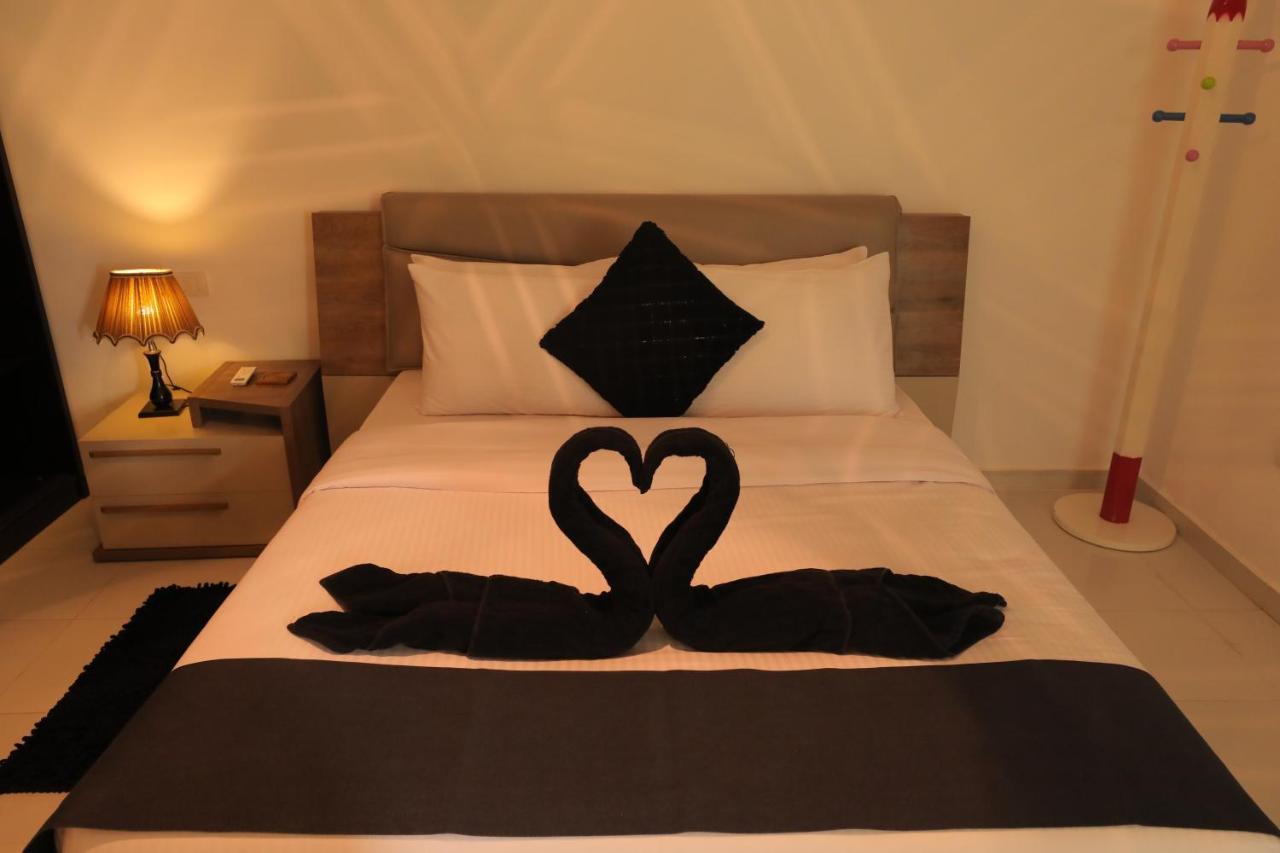 Pyramids Gem Plaza Hotel Kafret el-Gabal Kültér fotó