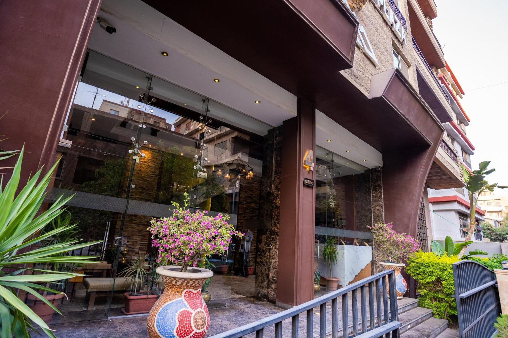 Pyramids Gem Plaza Hotel Kafret el-Gabal Kültér fotó